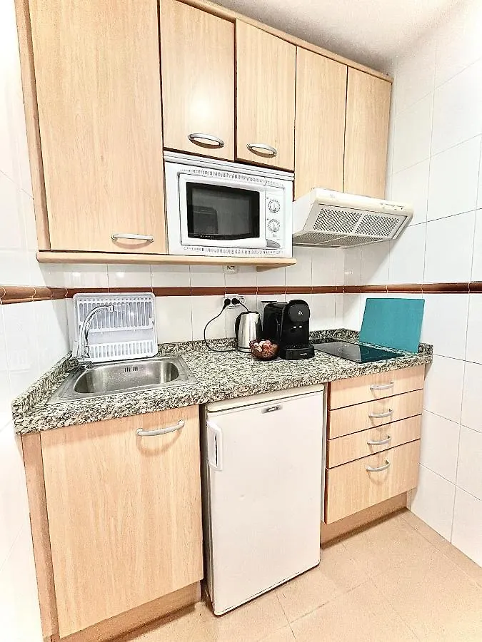 Nuestro Rincon En La Playa, Golf ,Piscina Y Parking Gratis Apartment Torre de Benagalbon 0*,